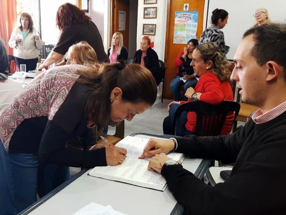 El Municipio de San Rafael asesora y acompaña a entidades intermedias en barrios y distritos